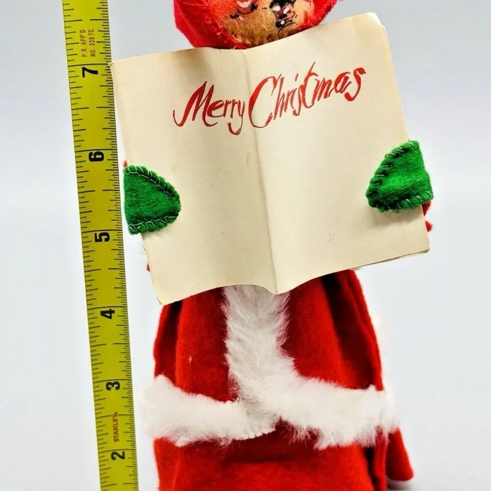 Annalee caroler girl